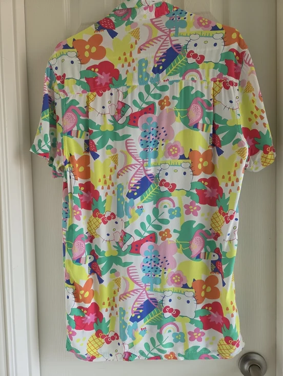 Sanrio Hello Kitty Unisex Hawaiian Button Up Tropical Floral Hybrid Print S - Picture 6 of 6